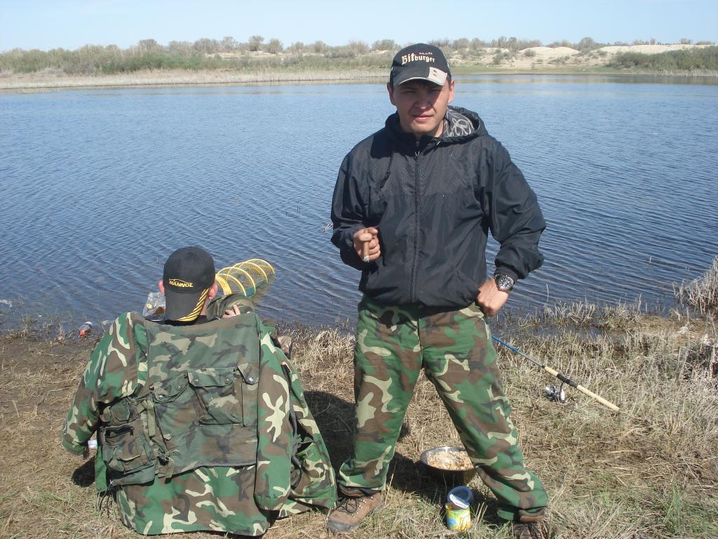 <img src="style_emoticons/<#EMO_DIR#>/dirol.gif"...