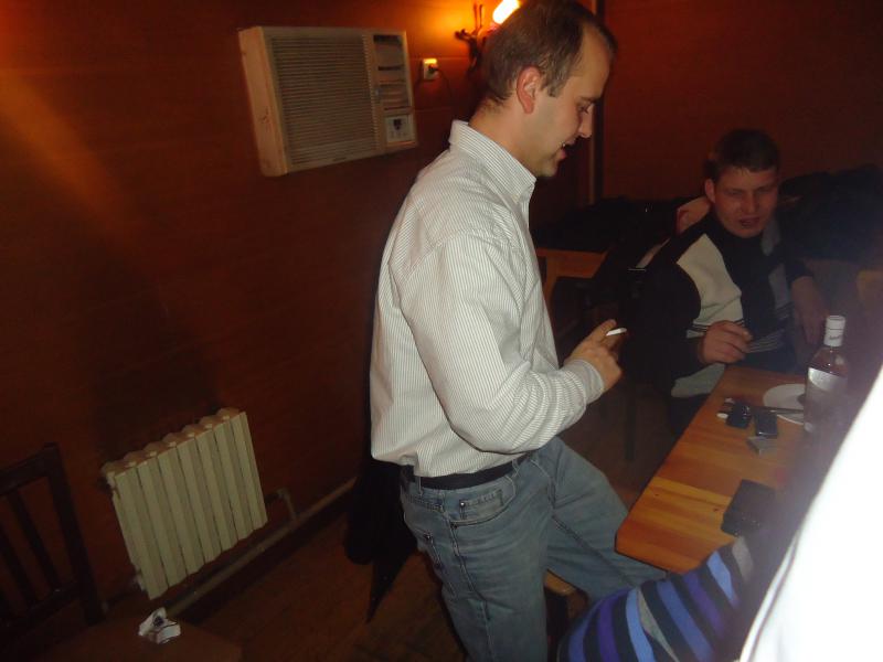 Это уже продолжение  <img src="style_emoticons/<#EMO_DIR#>/russian.gif"...