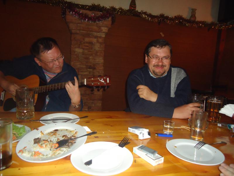 Это уже продолжение  <img src="style_emoticons/<#EMO_DIR#>/russian.gif"...