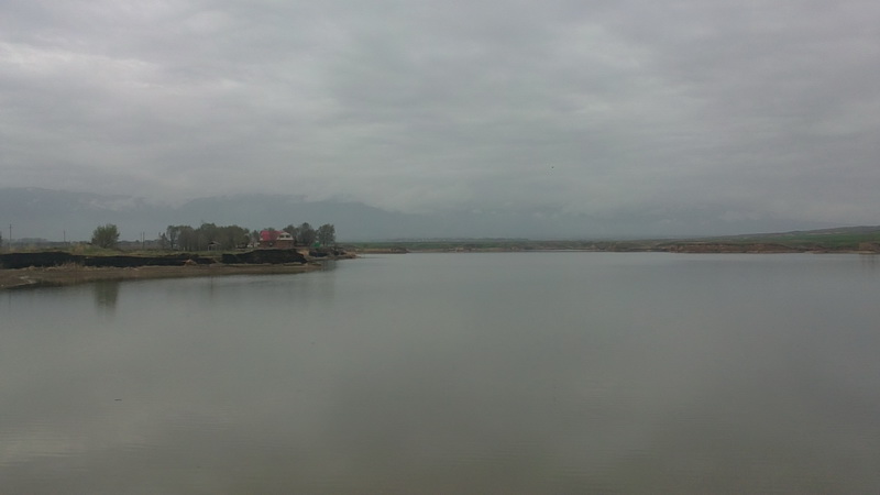 <img src="style_emoticons/<#EMO_DIR#>/sad.gif"...